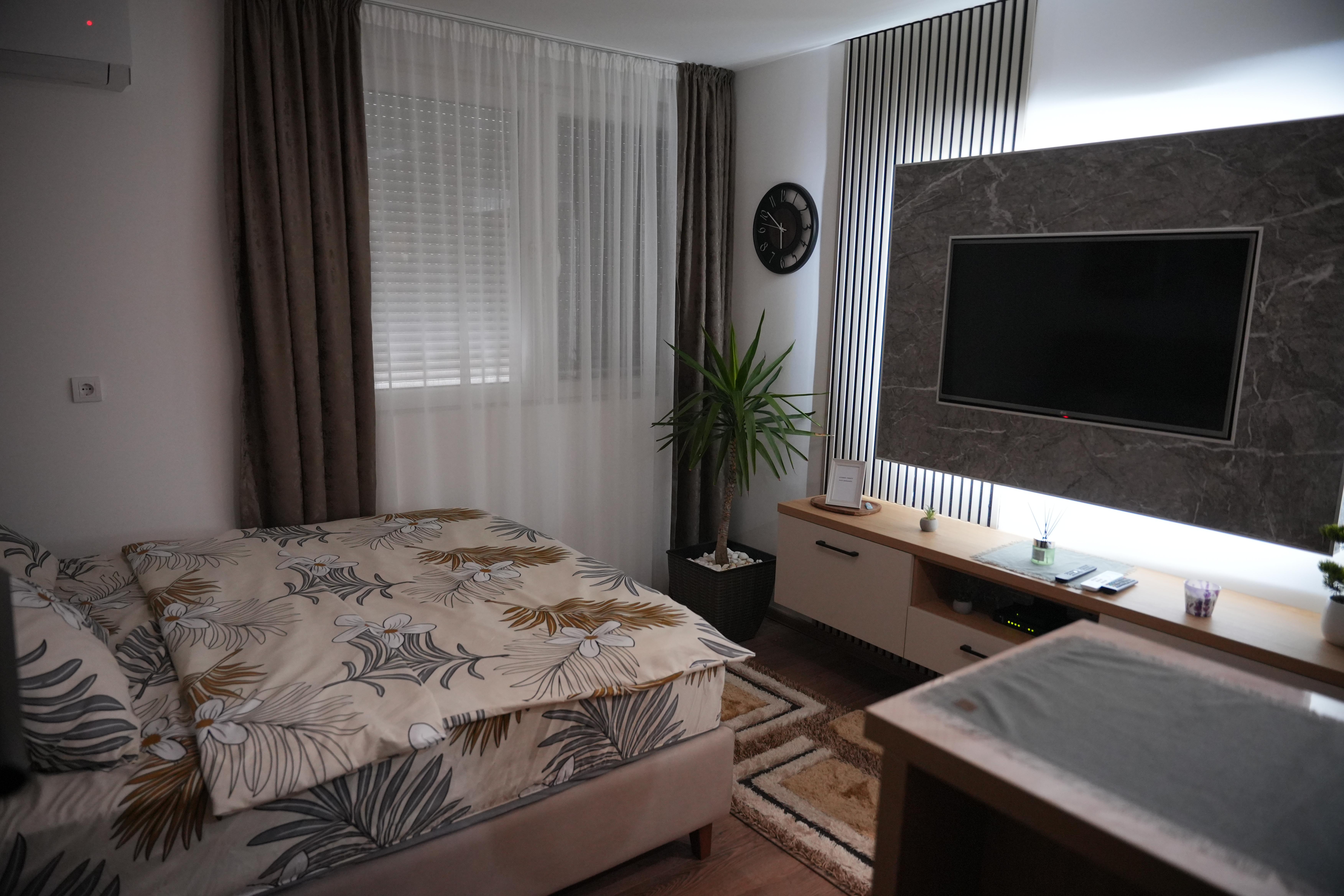 LaParis apartman - dnevni boravak